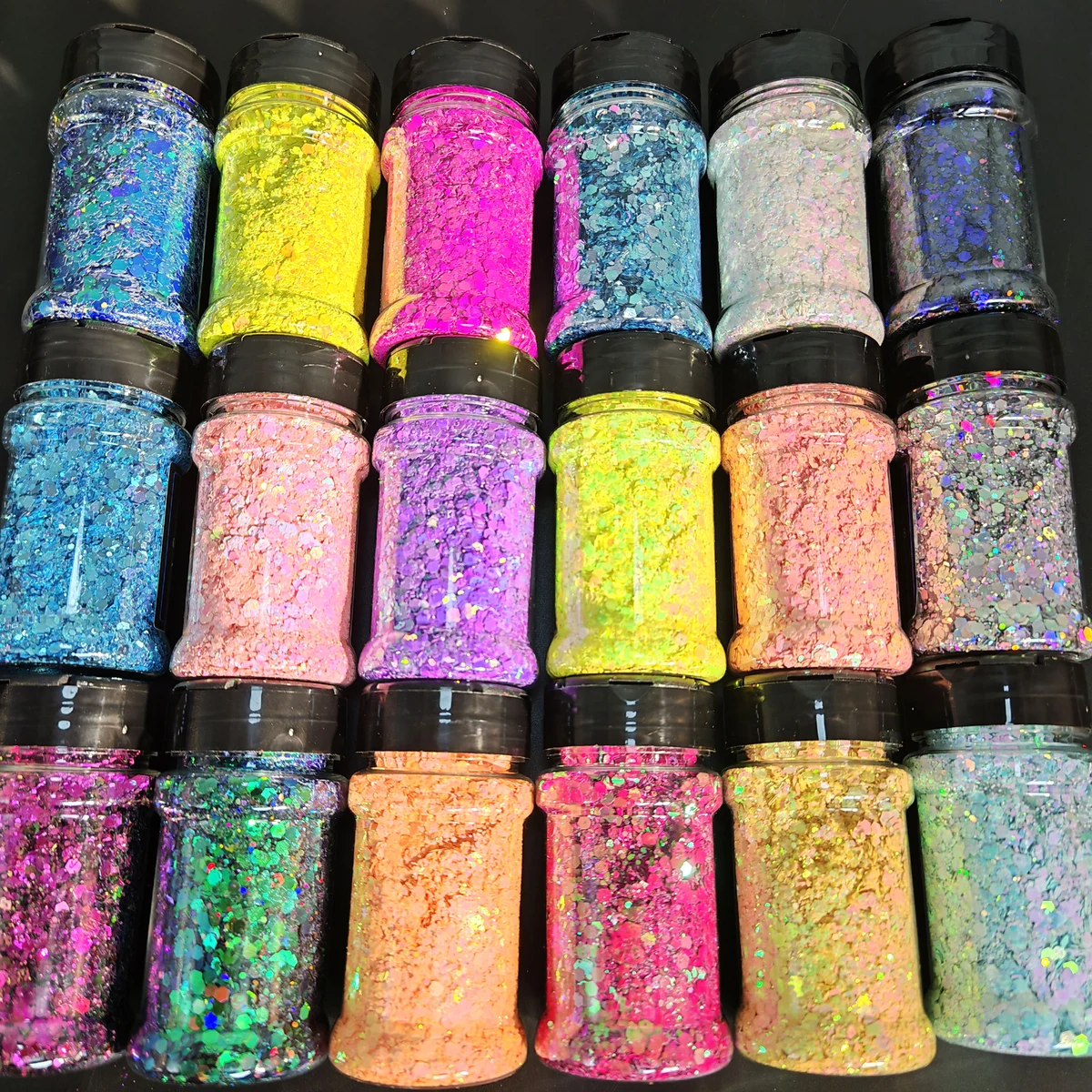 Holographic glitter