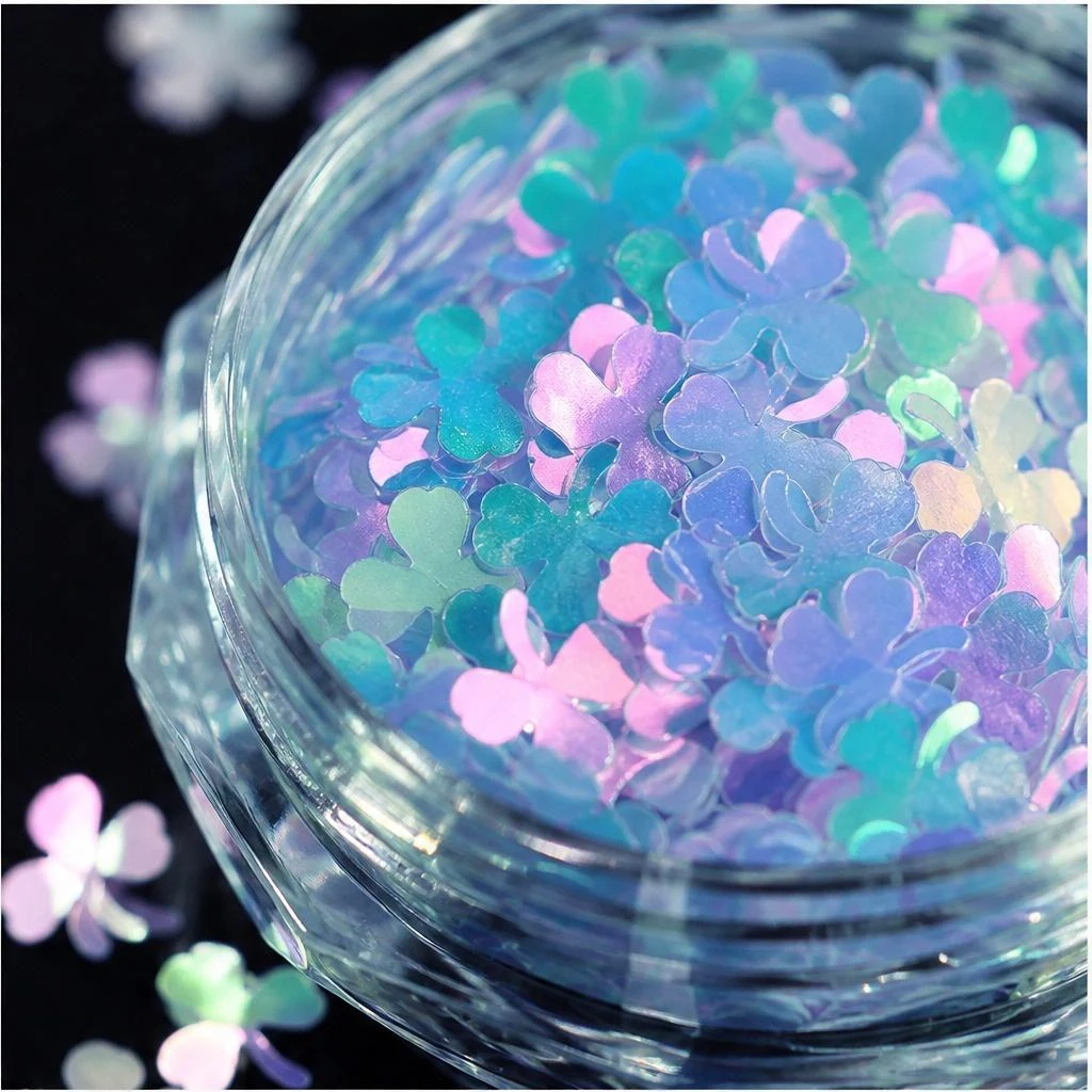 Iridescent clover glitter