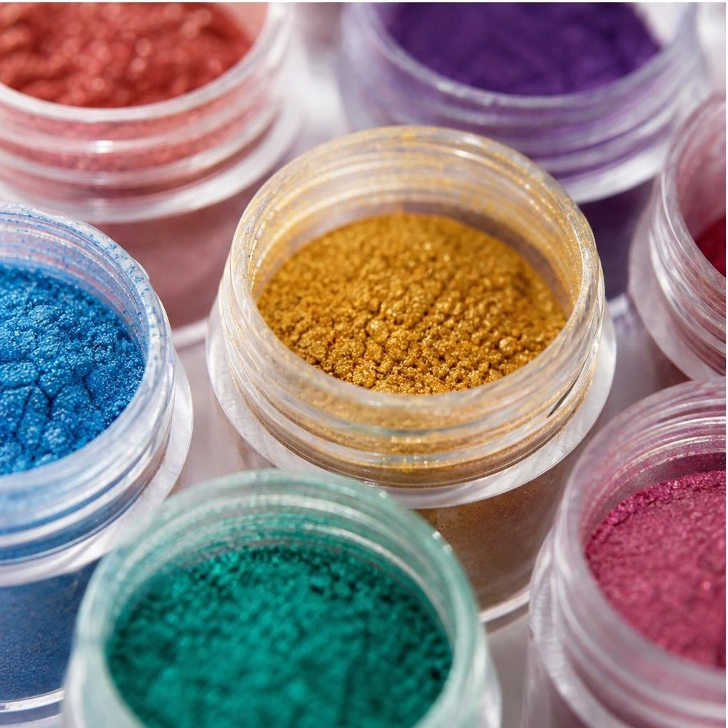 Pearlescent mica pigment